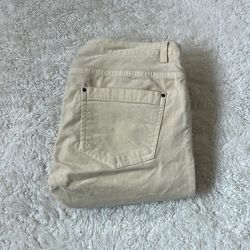 Yerse Cream Velvet skinny pants, NWT size small or T1‎